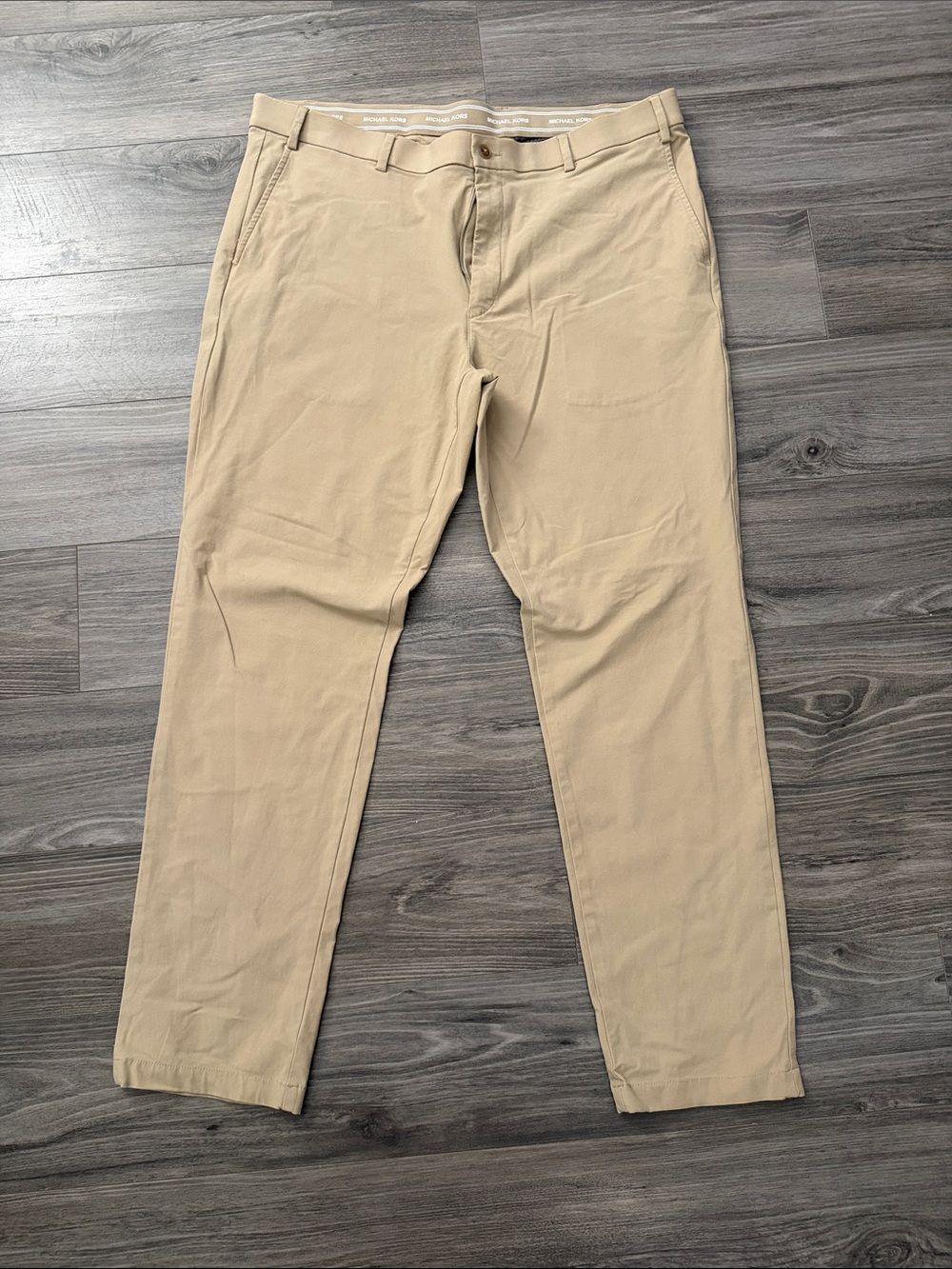 Michael Kors Tan Straight Chinos - size 40x32